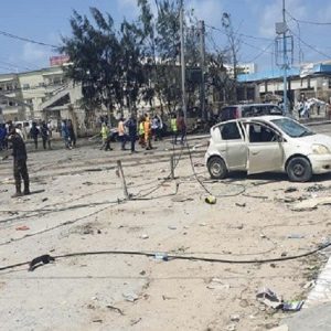 Car bomb blast in Mogadishu 10 people killed