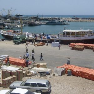 Why Bosaso port is closed for one month?