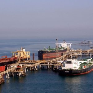 Oil tankers seen at the Al-Basra Oil Terminal in Iraq [Samuel W. Shavers/Wikipedia]