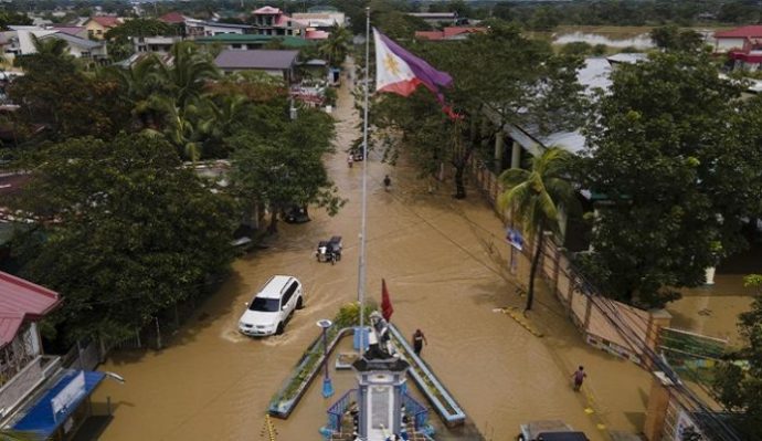 Powerful typhoon leaves 5 rescuers dead in north Philippines - Somali Times